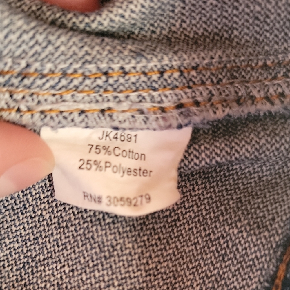 Thread & Supply Size MEDIUM Blue Womens Button Up Denim Vest With Pockets - Picture 10 of 11